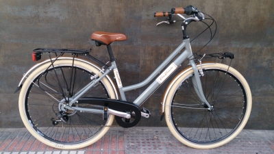 Via Veneto Alu Donna bicicleta clasica